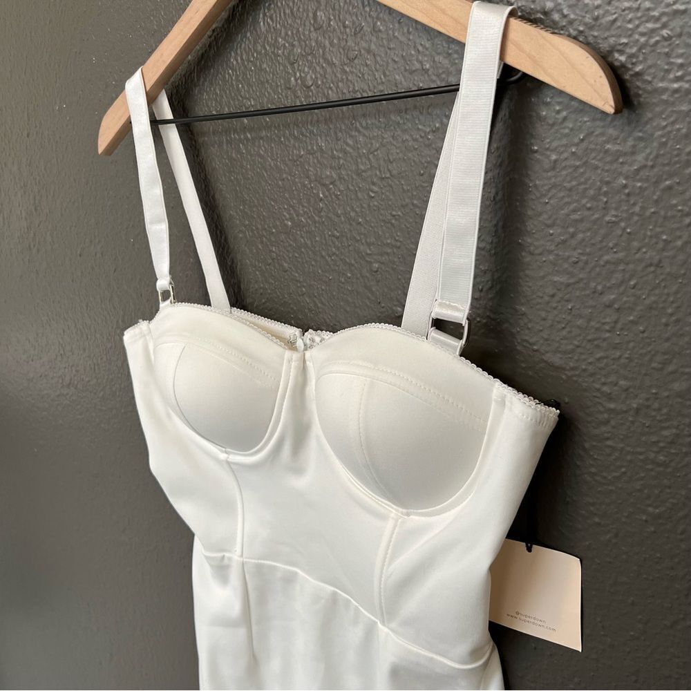 Revolve, Superdown, Savanah Square Trim Corset Dr… - image 4